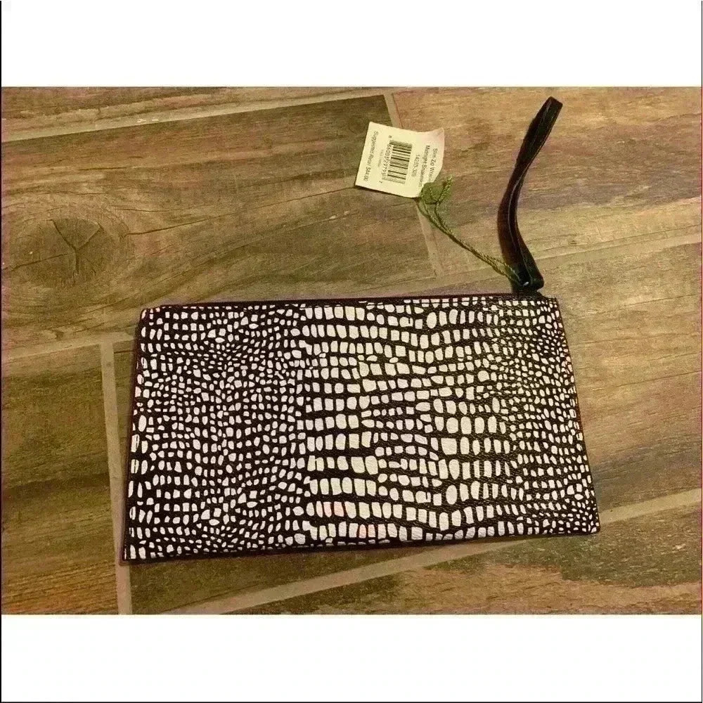 🆕 VERA BRADLEY Wristlet - Picture 2 of 5